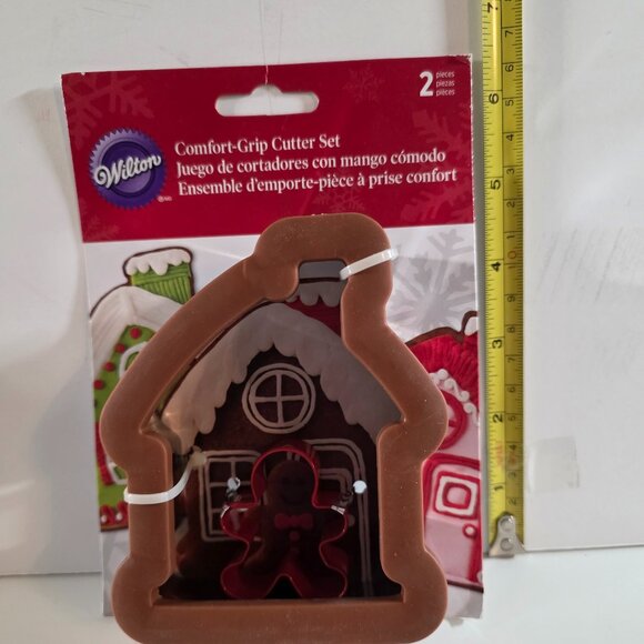 Wilton Gingerbread House and Boy cookie cutter NEW - Picture 2 of 3